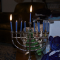 Hanukkah猶太人的光明日只點燃 2 根蠟燭紀念日  2