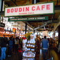 販賣各式商品的Boudin Cafe