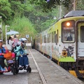 返程搭深澳線火車，快樂追火車