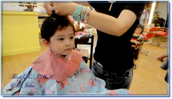 兒童理髮店-台中美村路香港風美髮沙龍