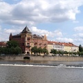 布拉格遊河一景