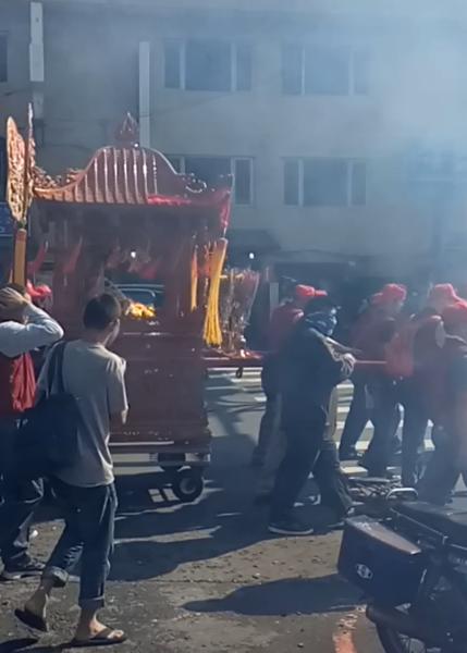 八里龍形迎媽祖鑾駕