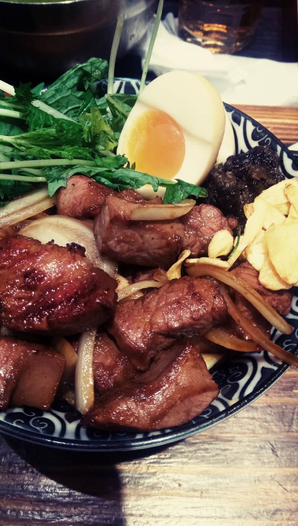 松露角切牛排丼 松露角切牛排丼