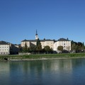薩爾斯堡位在奧地利的西北方，又名鹽城，以莫札特出生地聞名於世。