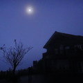 清晨明月的翠峰山屋