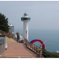 「太宗台」為韓國釜山影島最南端的一個自然公園。太宗台是釜山的一個觀光景點，以美麗的海岸線、壯美的懸崖峭壁和蔥鬱的森林著名。