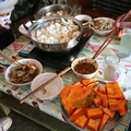 在廣南安王村村民家中吃午餐