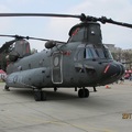 CH-47SD契努克運輸直升機（隸屬陸軍航特部）