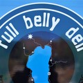美國加州《太浩湖》-現烤起士麪包夾出來的美味Full Belly Deli - 2