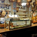 義大利《威尼斯》-城市的氣味,從魚市場到600年的傳統酒館小吃 里阿爾托市場Mercato di Rialto, 兩個摩爾人Cantina Do Mori - 1