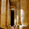 埃及《盧克索》-色彩依然鮮明的拉美西斯三世百萬年聖殿【世界文化遺産】 哈布城Medinet Habu - 1