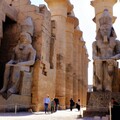 埃及《盧克索》-古埃及歐沛特慶典裡阿蒙神一年一度進洞房的行宮【世界文化遺産】 盧克索神廟Luxor Temple - 1