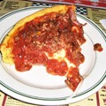 美國伊利諾州《芝加哥》-匹薩之都豪邁的芝加哥深烤匹薩Gino's East - 2