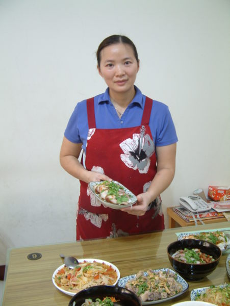 「廣西風味」餐館老闆娘