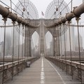 NYa›››死寂的紐約布魯克林橋，背景可見曼克頓‹‹‹