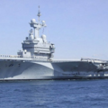 法國戴高樂,4.1萬噸,262米,40架艦載機 06-1
