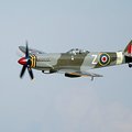 英Spitfire Mk XVIII