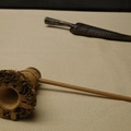 泰雅博物館內的煙斗及小刀