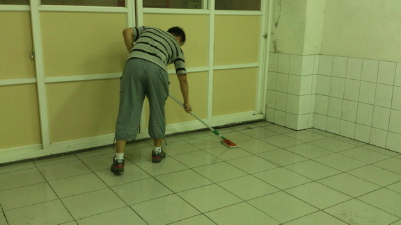 隱形止滑墊,地墊,防滑地墊,止滑地墊,磁磚防滑,磁磚止滑,地面防滑,地面止滑