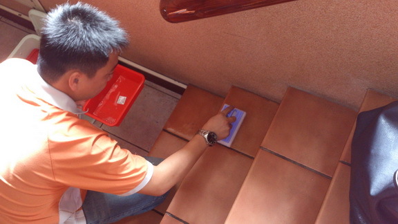 防滑,止滑,浴室防滑,瓷磚防滑,樓梯止滑,騎樓防滑,地面止滑,地面防滑,磁磚止滑,瓷磚止滑,大理石止滑,大理石防滑,浴室止滑,廁所防滑 騎樓止滑,廚房防滑,廚房止滑