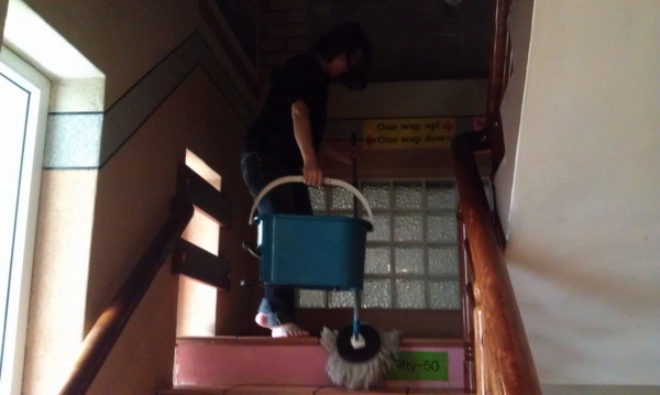 防滑,止滑,浴室防滑,瓷磚防滑,樓梯止滑,騎樓防滑,地面止滑,地面防滑,磁磚止滑,瓷磚止滑,大理石止滑,大理石防滑,浴室止滑,廁所防滑 騎樓止滑,廚房防滑,廚房止滑