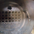 蒸汽鍋爐，應該算是前方內部。這些洞洞什麼作用不懂