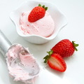 草莓口味冰淇淋