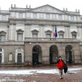 廣場得名於其西北側有個著名的史卡拉歌劇院(Teatro alla Scala）。