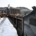 ↓「かじか橋」是一條行人專用橋，かじか是指一種珍稀的日本蛙(金襖子)，因為牠能發出美妙清朗的鳴聲，因此自古被美稱為 「河鹿蛙」(カジカガエル) 
