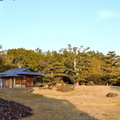 「武蔵の庭園」就在公園內的明石城下，現在作為陸上競技場的場所使用
