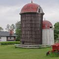 Wooden_silo 北海道農地常見的圓柱狀筒倉