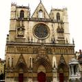 洗者約翰主教座堂 / 法國里昂舊城區 St. Jean Baptist Cathedral, Old Town, Lyon, France. The construction began in the 12th century, but the church was only completed in 1476, in Romanesque and Gothic styles.http://www.flickr.com/photos/snuffy/2596422702/
