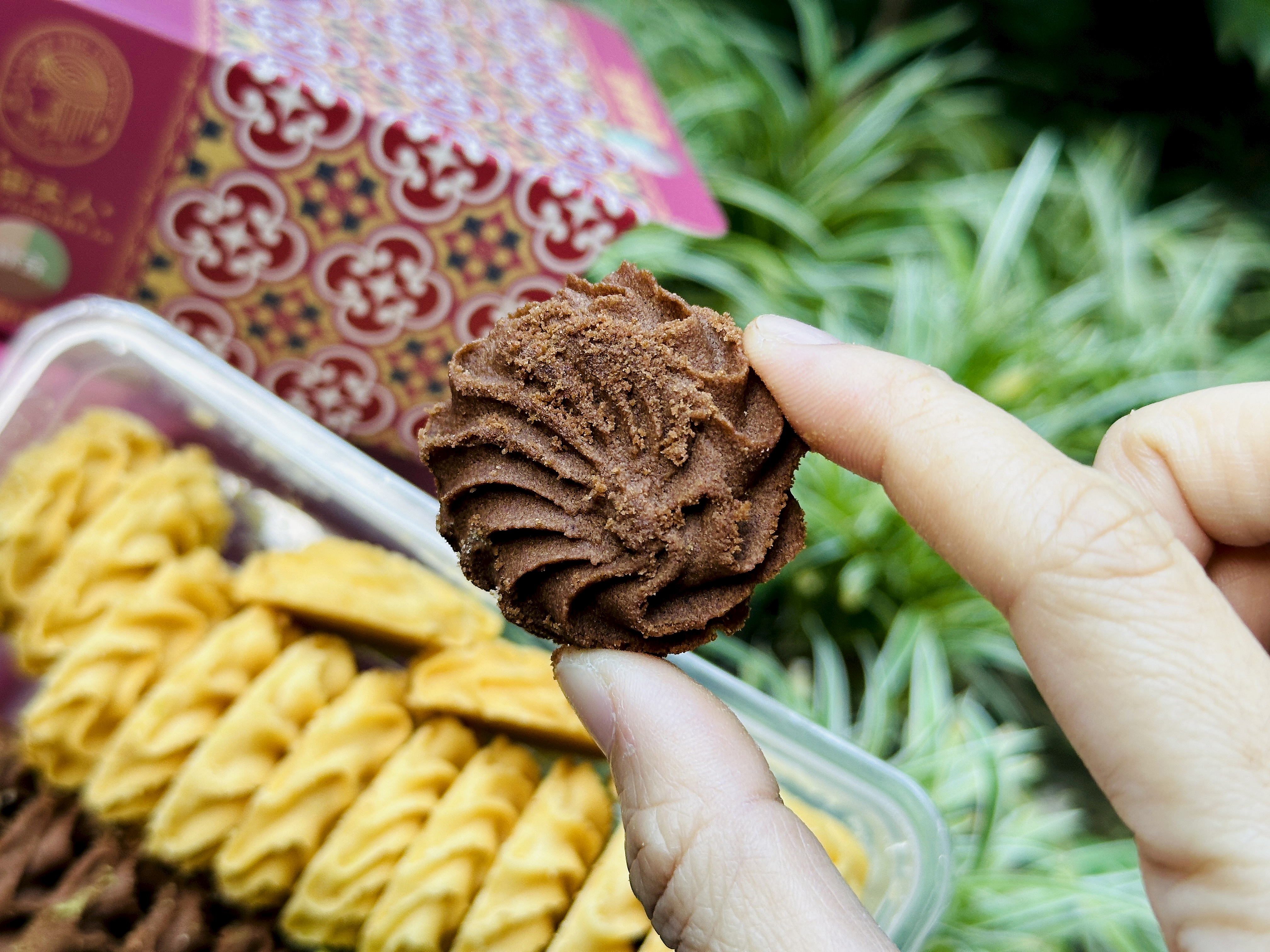 【宇宙夫人】豐盛禮盒開箱｜減糖手作杏仁千層酥×綜合曲奇，送禮自用下午茶首選