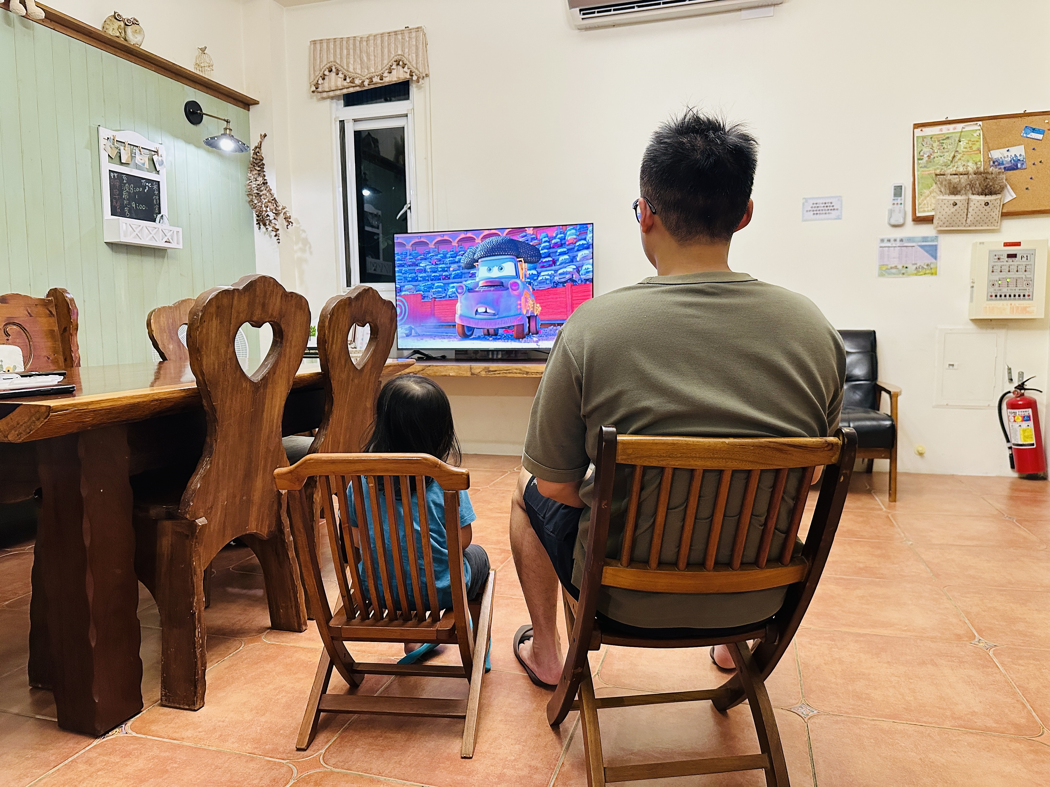 【香林薇拉】嘉竹崎超人子民宿｜入住「薇童年」房，