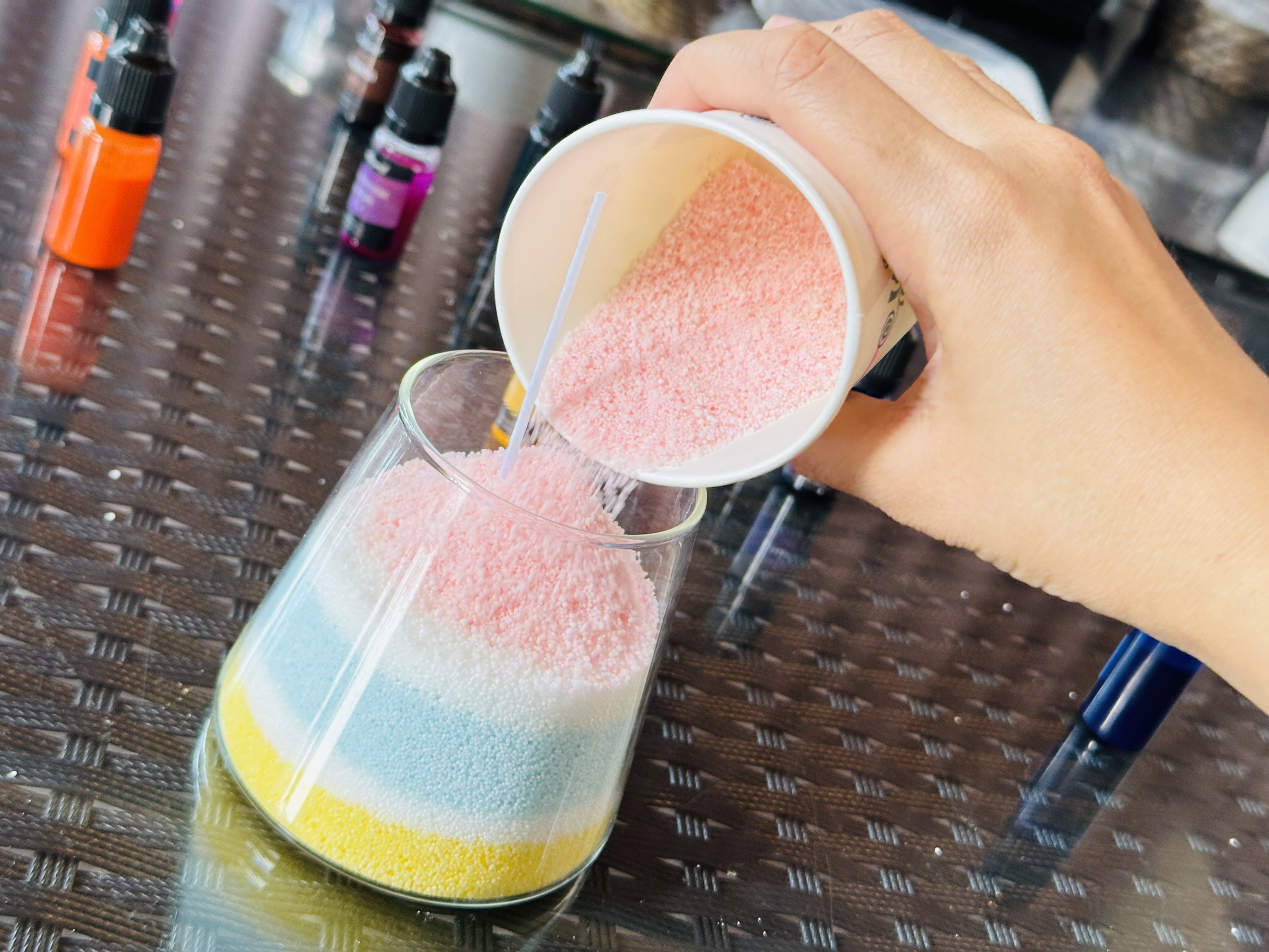 【哈比雪兒露營區】彰化懶人露營｜一泊三食免裝備，親子帳棚住宿