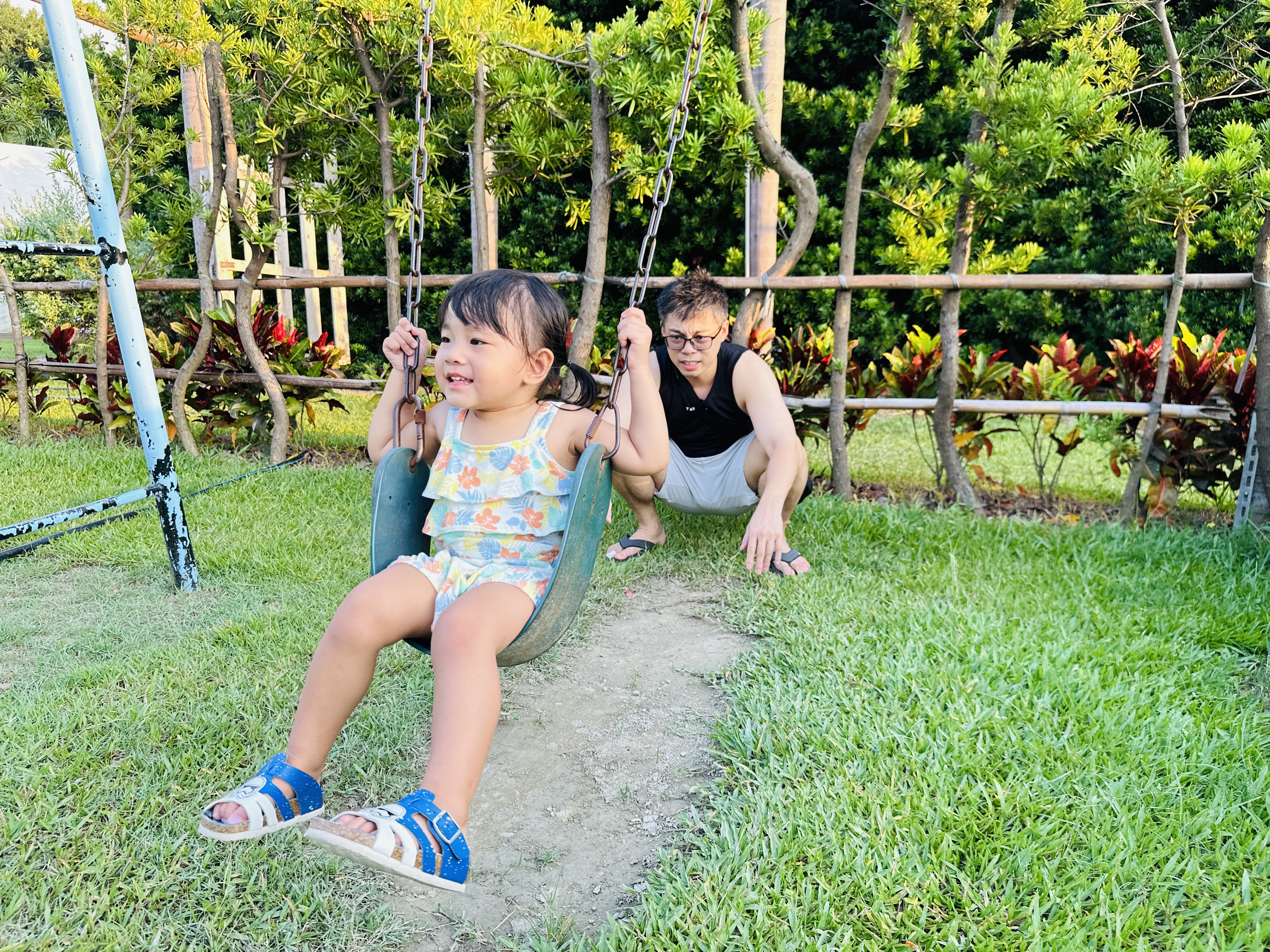 【哈比雪兒露營區】彰化懶人露營｜一泊三食免裝備，親子帳棚住宿