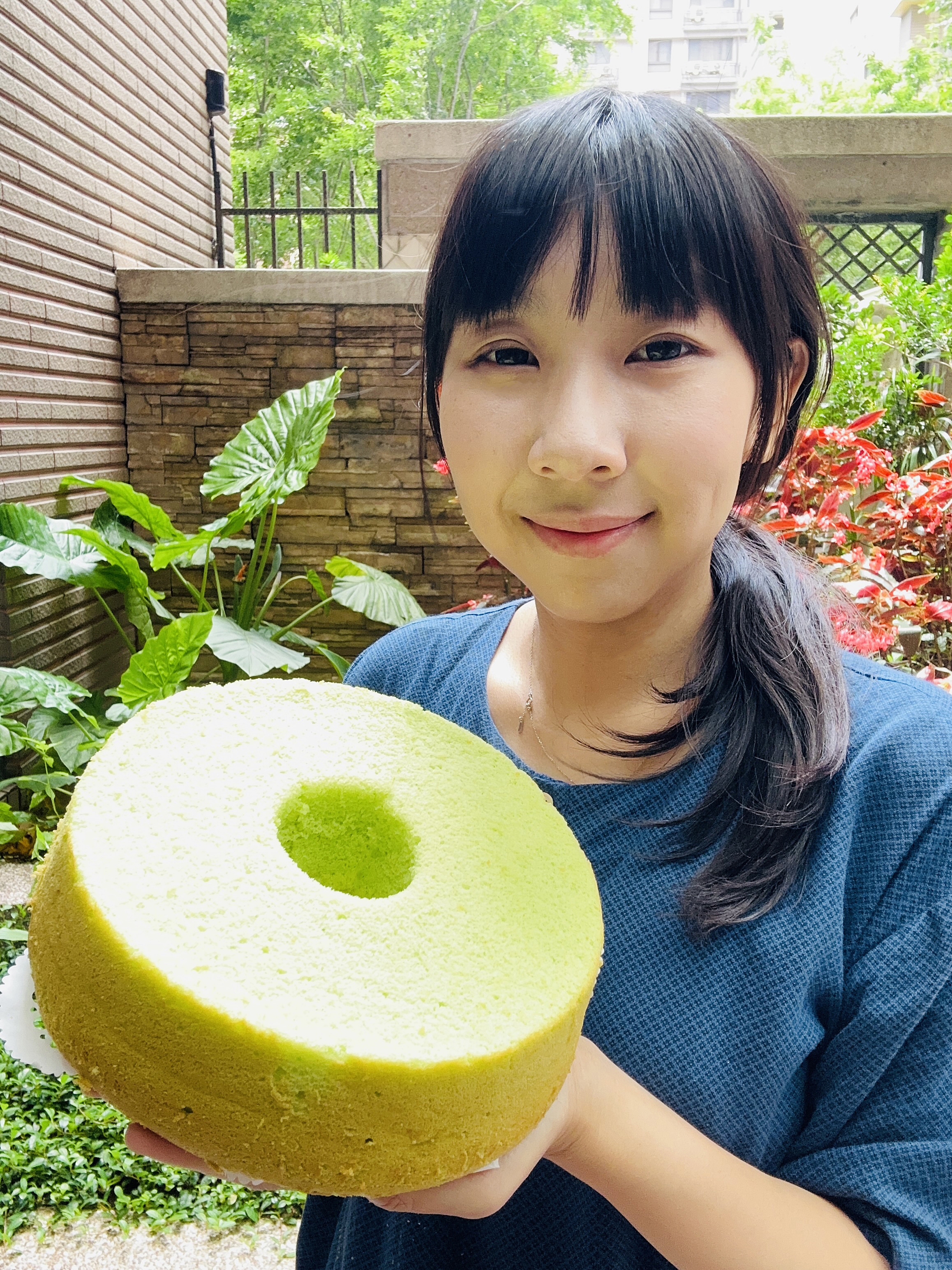 【順成蛋糕】新推出斑蘭蛋糕｜在地食材 × 南洋風味，台灣味的