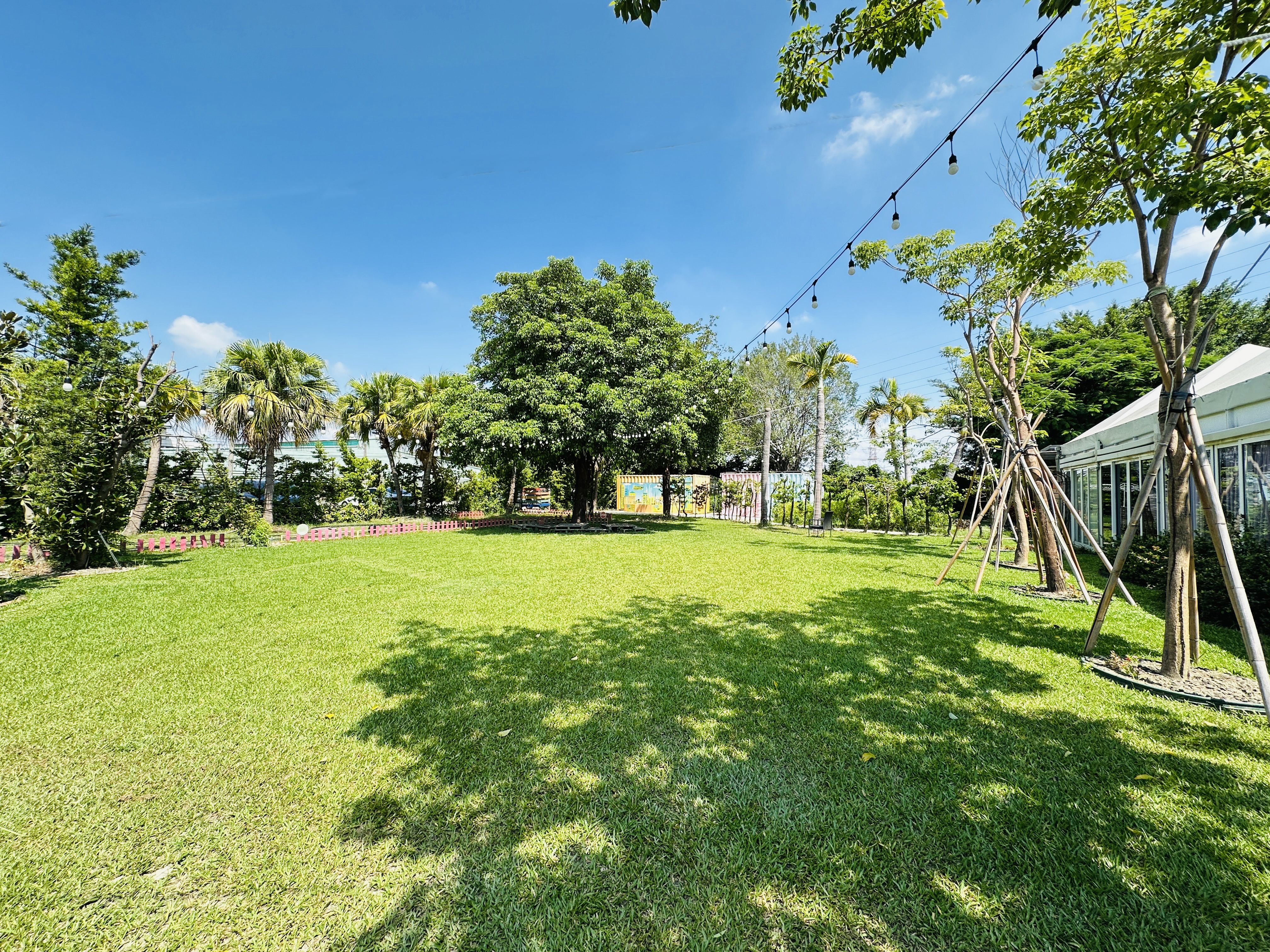 【哈比雪兒露營區】彰化懶人露營｜一泊三食免裝備，親子帳棚住宿