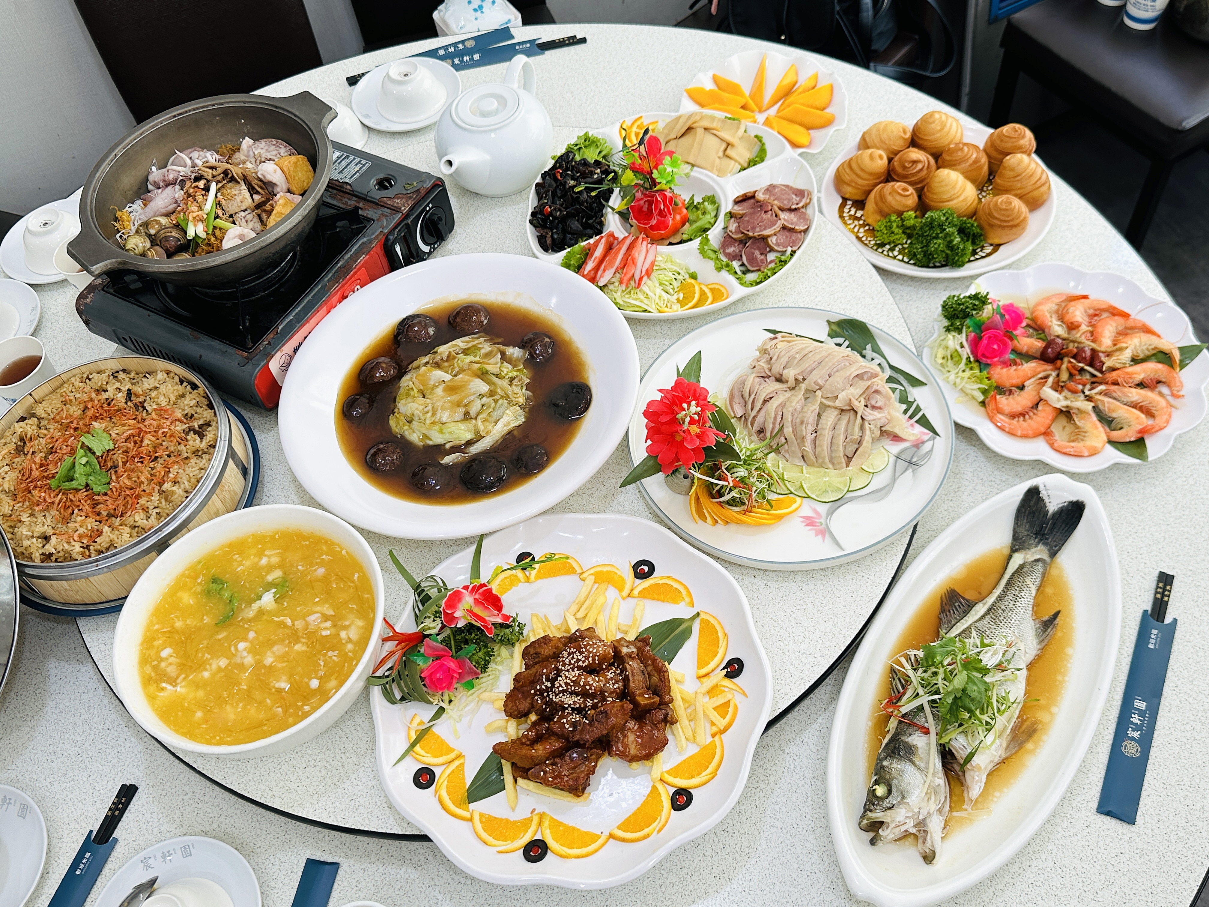 【宸軒園中興店】新店高評價中式餐廳推薦，家庭聚餐、桌菜宴客首