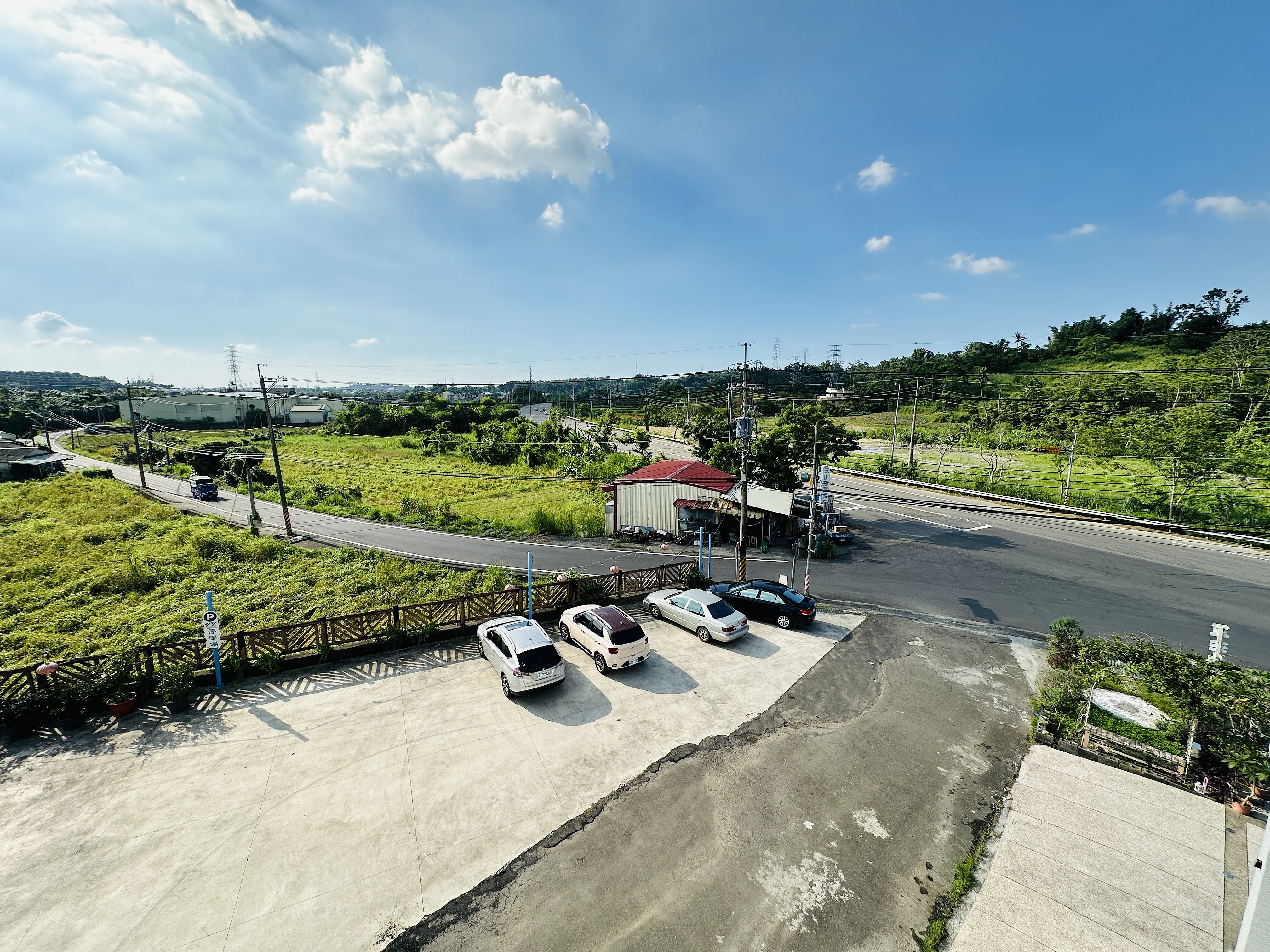 【徐徐民宿】嘉義竹崎20人包棟推薦｜電梯、KTV、烤肉區與玩