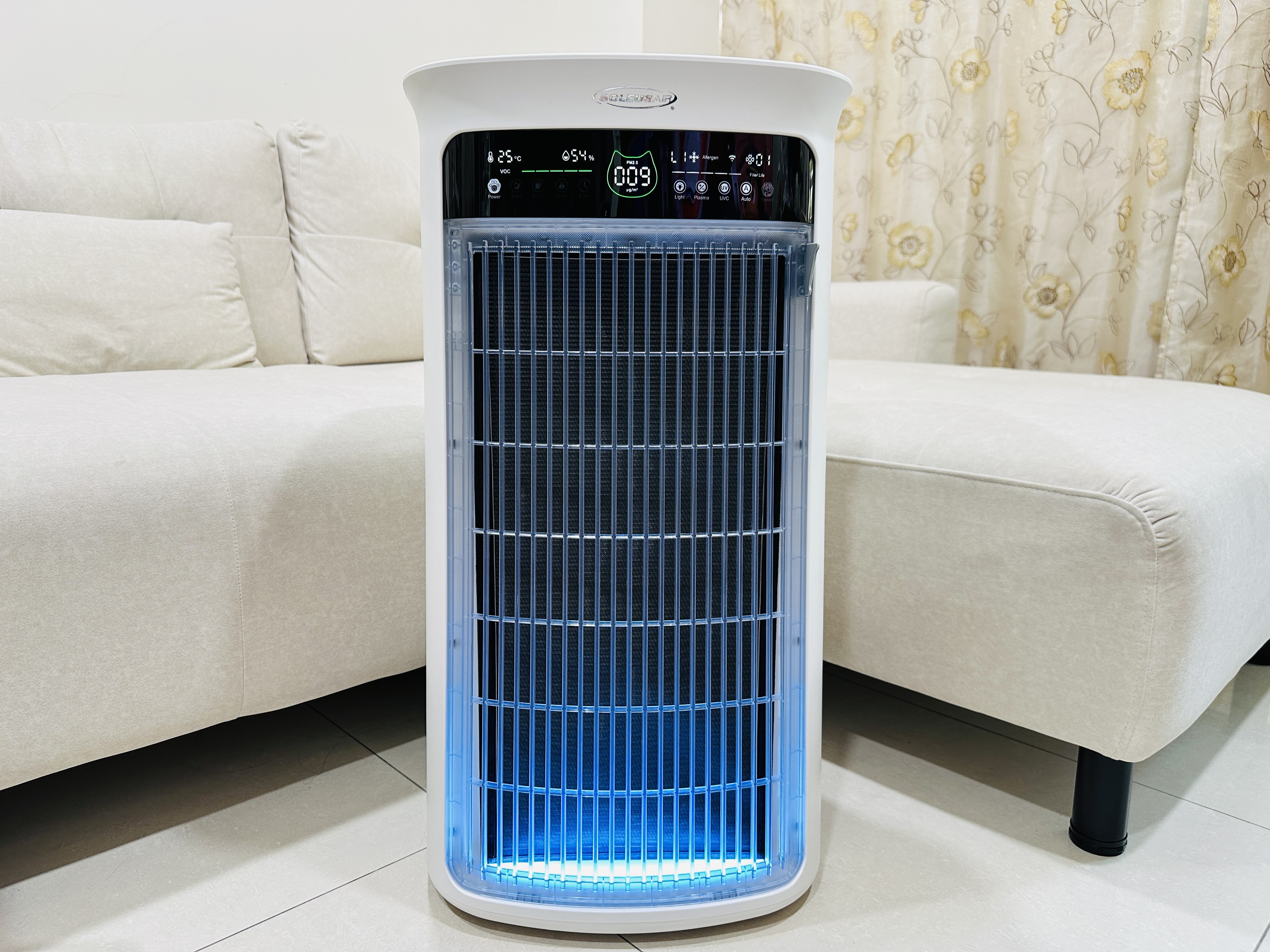 SoleusAir 吸毛大師宅配開箱｜長毛臘腸家必備的毛髮救