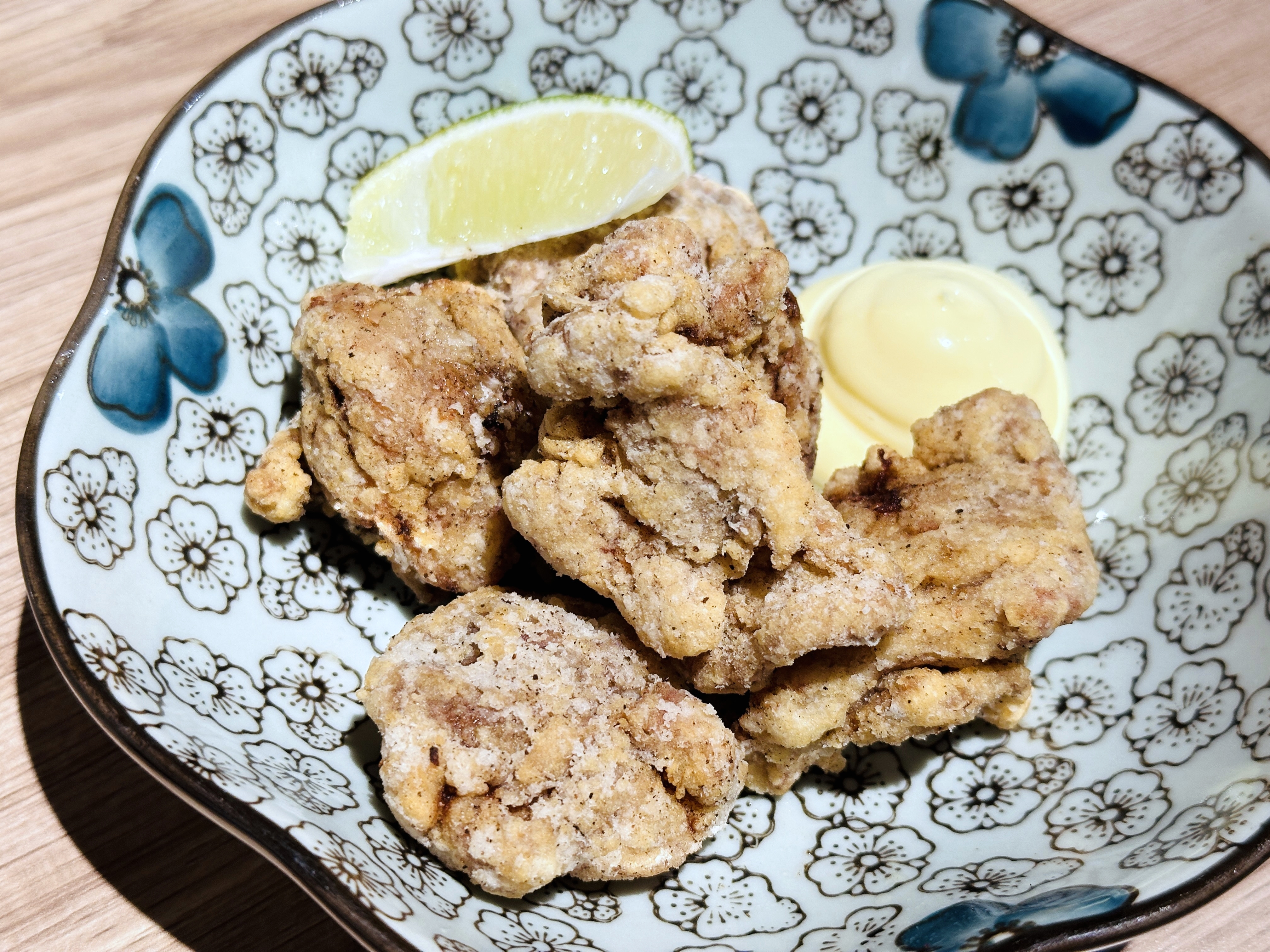 【食鬼開醺料理】台北條通必吃美食！高人氣「香烤鮭魚肚」「乳香