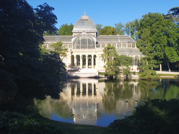 西班牙 馬德里麗池公園的 水晶宮殿 和 阿方索12世紀念碑 陳碧月教授的部落格 Udn部落格