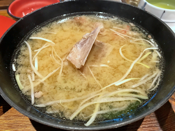 味噌魚湯