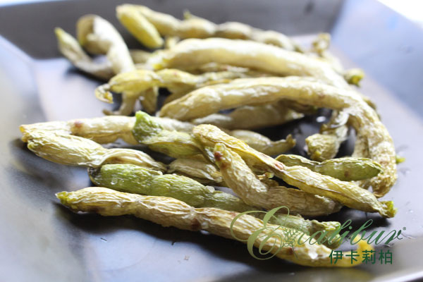 這皺皺醜醜的酥炸四季豆,可是蘊藏著無限美味阿! 這皺皺醜醜的酥炸四季豆,可是蘊藏著無限美味阿!