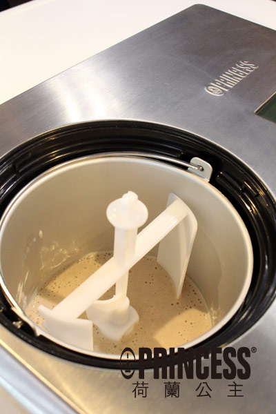 PRINCESS荷蘭公主冰淇淋機是否有最低的製作容量呢? PRINCESS荷蘭公主冰淇淋機是否有最低的製作容量呢?