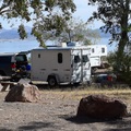 我們的湖邊campsite