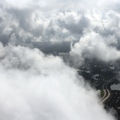 一千尺高度於雲朵中觀看糖城