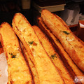 台北內湖 LE GOUT 那個麵包，是冠軍師傅吳寶春的徒弟開的，店裡瀰漫著麵包的香氣，每種麵包看起來都好可口，吃起來也好美味喔！