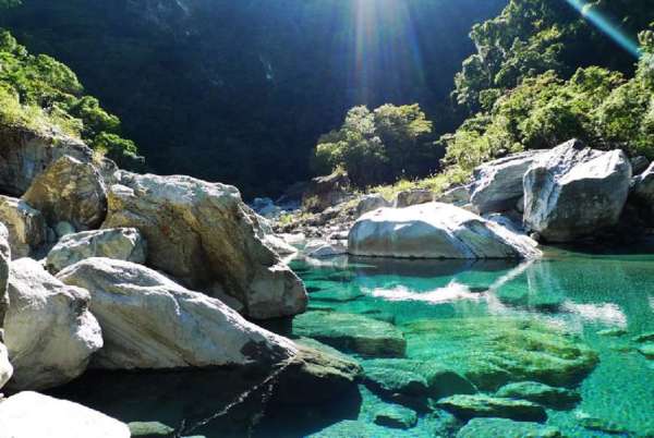 花蓮七星潭住宿飯店推薦，和昇旭日會館是擁有花蓮七星潭面海第一排歐式觀海房飯店，迎接花蓮海景日出的住宿首選！花蓮七星潭渡假飯店－和昇旭日會館不分平假日皆享超值優惠！